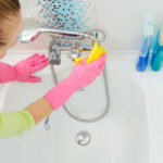 5 Warning Signs That You May Need A Tub Repair In Your Bathroom!
